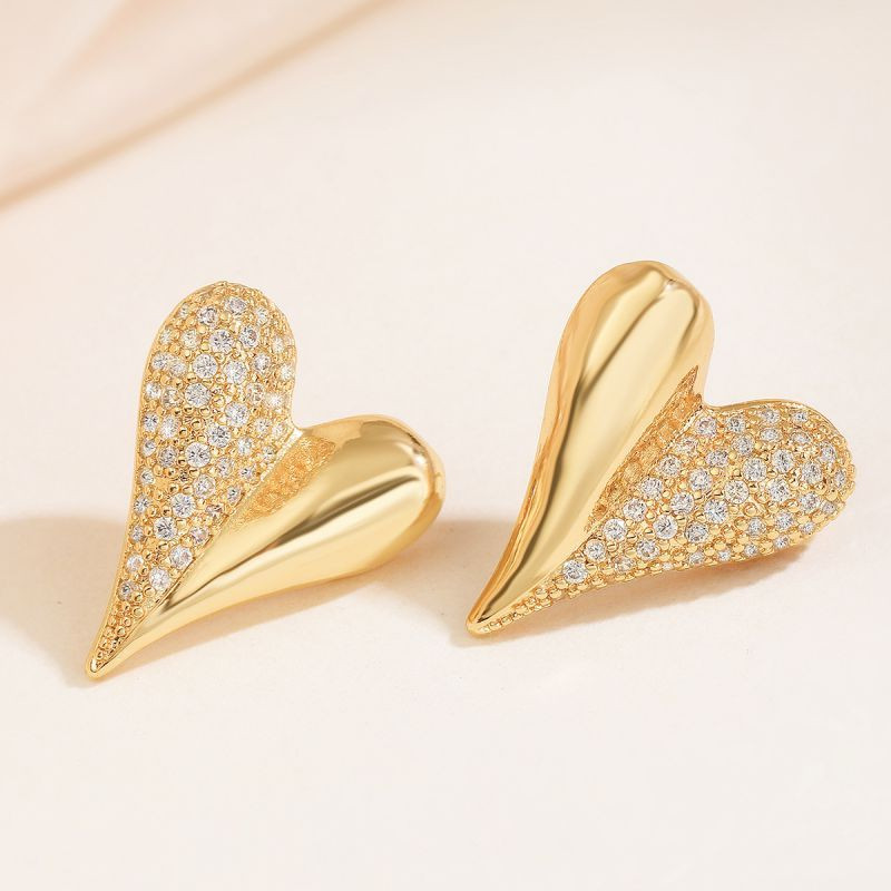 Асимметричные серьги-сердца с кристаллами CJL20465