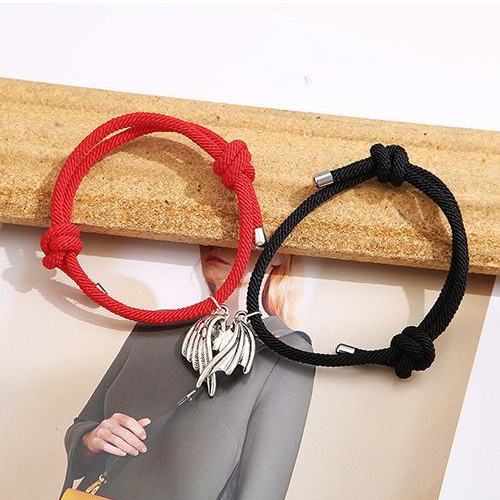 Парные браслеты крылья любви на ярком шнуре