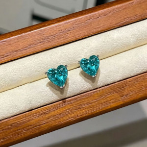 Серьги с сердцем и зелёным цирконом CJZ50500 Серьги с сердцем и зелёным цирконом CJZ50500