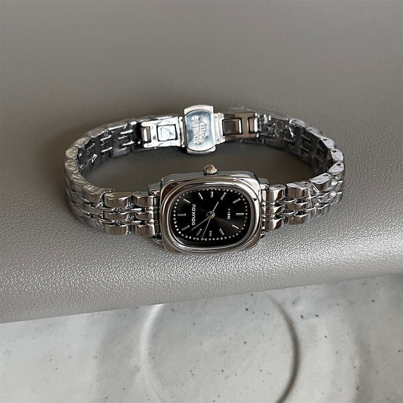 Женские часы CJT21926