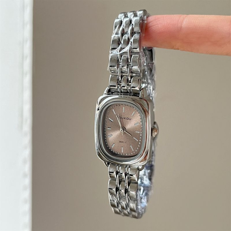 Женские часы CJT21926