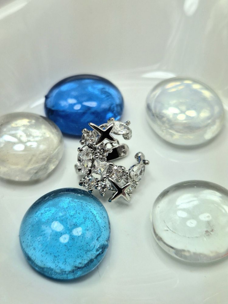 Кафф с крупными кристаллами и крестами 1J10995CJJ Кафф с крупными кристаллами и крестами 1J10995CJJ