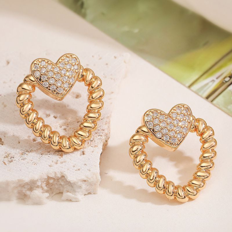 Витые серьги-сердца с кристальной вставкой CJL20467