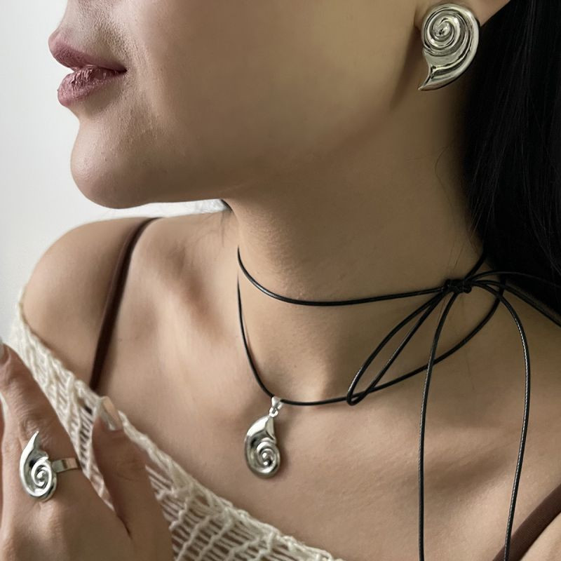 Элегантные пусеты Переплетенный узел CJL32231