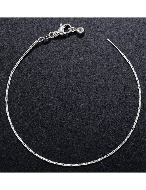 Тонкий золотистый браслет-нить T78338