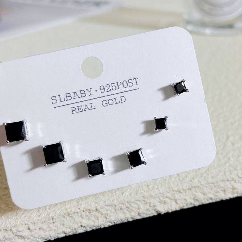 Ювелирный комплект серег CJC97592