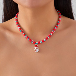 Новогодний чокер из красно-белых бусин с Сантой CJR81832 Новогодний чокер из красно-белых бусин с Сантой CJR81832