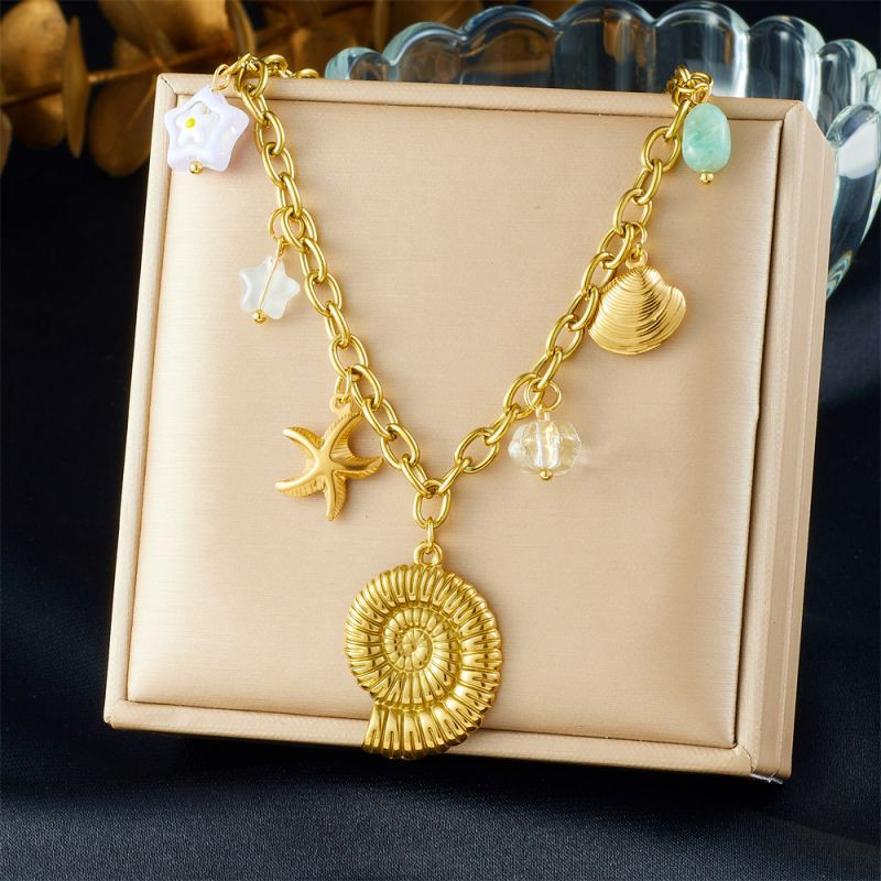 Многослойное колье с подвесками символами в этническом стиле CJR62454 Многослойное колье с подвесками символами в этническом стиле CJR62454