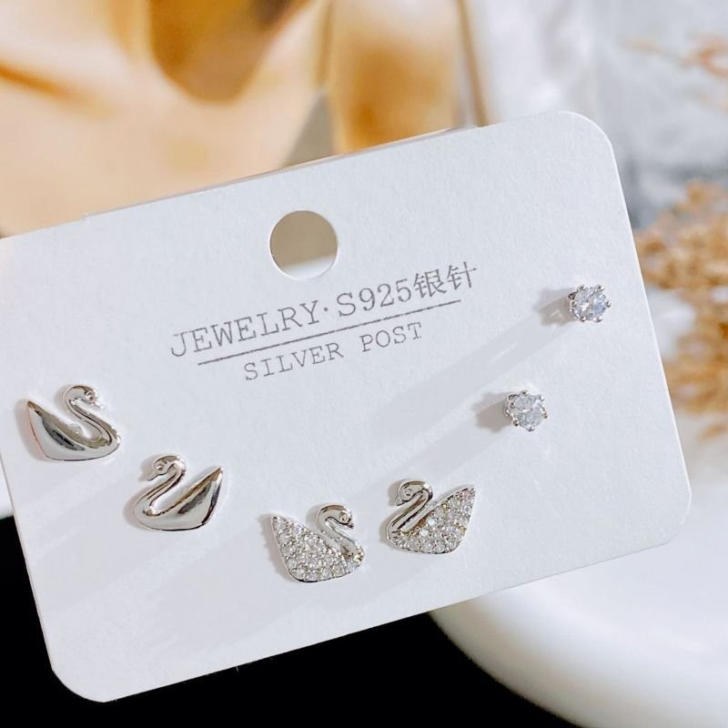 Ювелирный комплект серег CJC97822