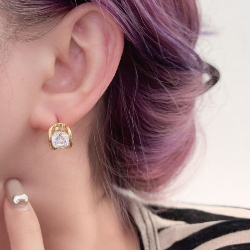 Классические серьги-пусеты Крупные кристаллы в золотистой оправе CJG62354