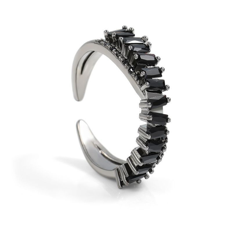 Двойное разомкнутое кольцо с дорожками прямоугольных фианитов CJG58444 Двойное разомкнутое кольцо с дорожками прямоугольных фианитов CJG58444