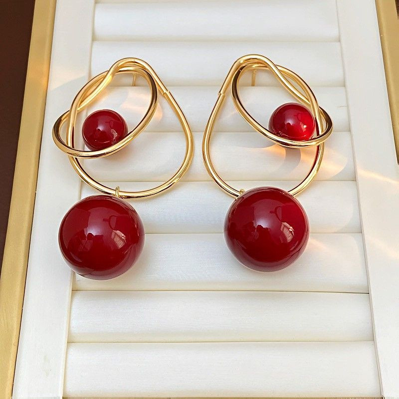 Длинные висячие серьги кольца с бусинами CJP62387