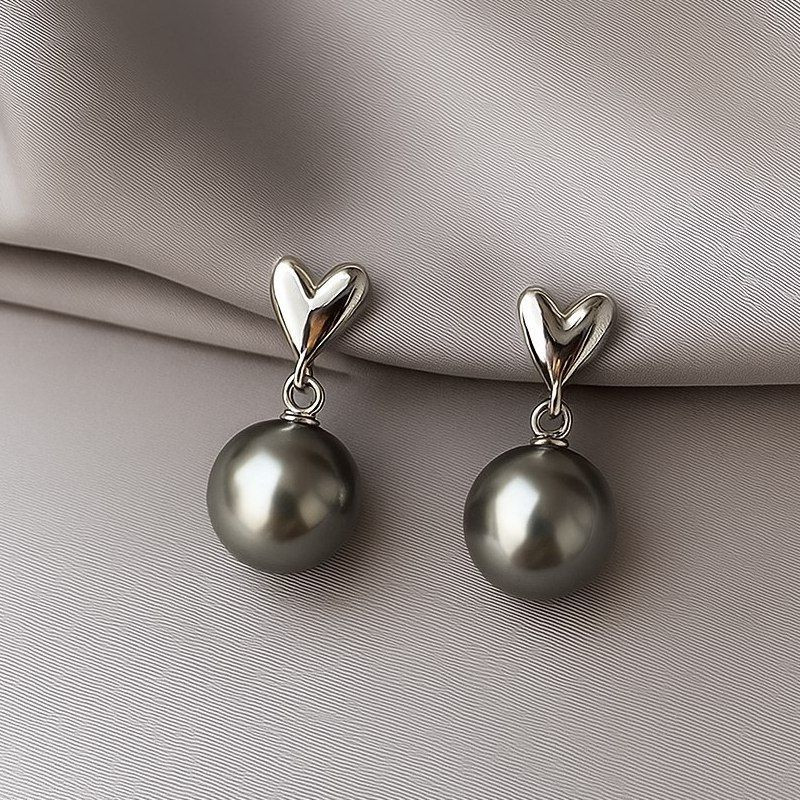 Серьги-пусеты с сердцами и серым жемчугом 1J12093CJJ