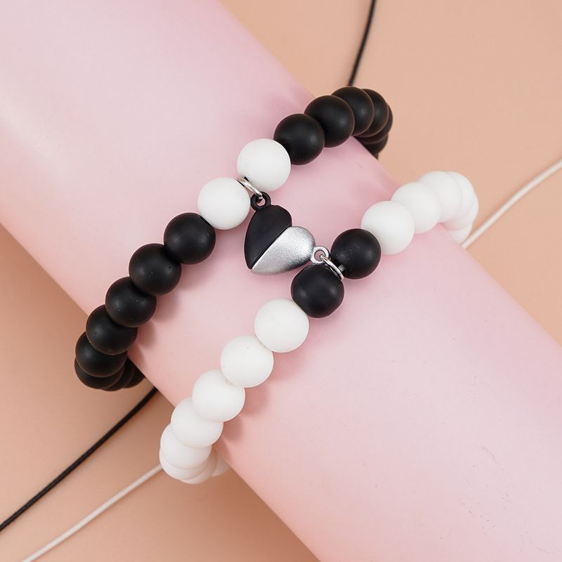 Парные браслеты монохромный контраст на эластичной нити CJF80714