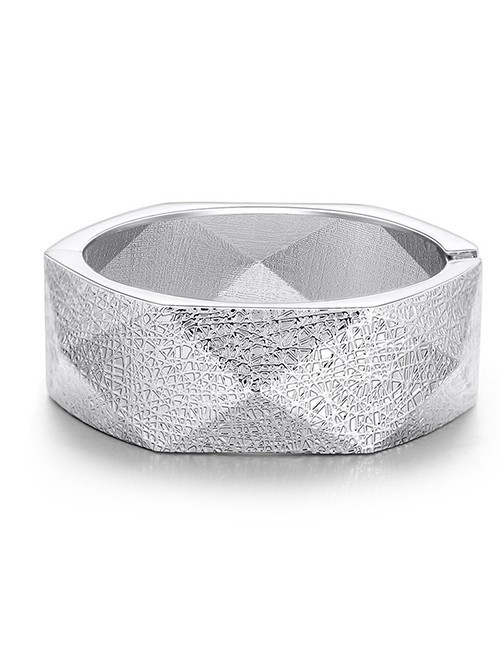 Жесткий браслет S71632 Жесткий браслет S71632