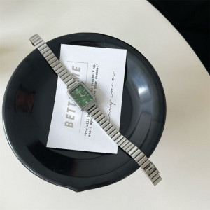 Женские часы CJT21806