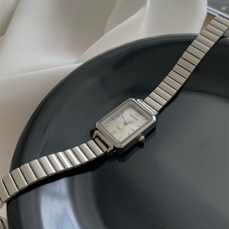 Женские часы CJT21806