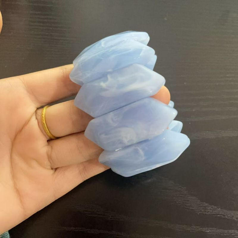 Браслет жесткий сегментированный с имитацией кристаллов CJR57096