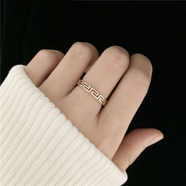 Кольцо медицинская сталь с напылением золотом J11126CJJ Кольцо медицинская сталь с напылением золотом J11126CJJ