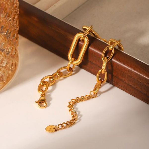 Браслет массивный с фактурными прямоугольными звеньями CJL36243