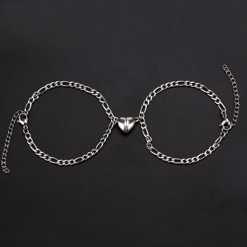 Парные браслеты золотая цепь с магнитным сердцем