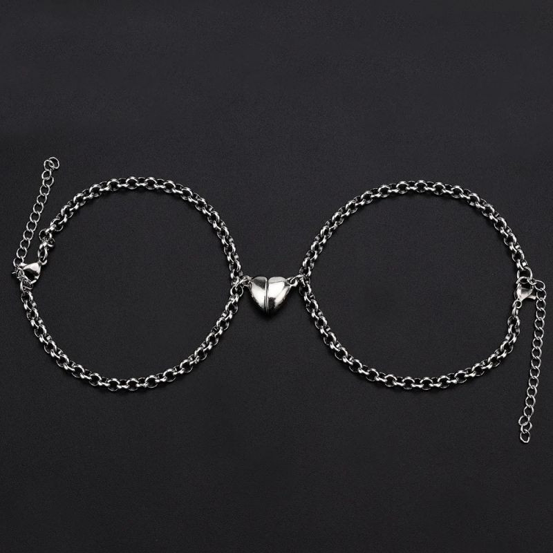 Парные браслеты золотая цепь с магнитным сердцем