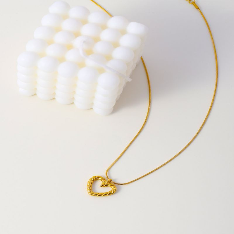 Колье из стали CJL32385