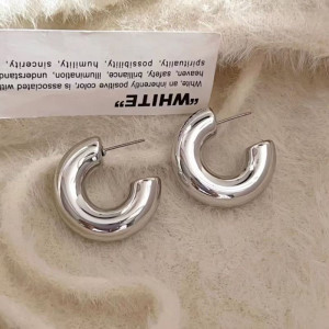 Широкие дутые серебристые серьги-пусеты полукольца J10061CJJ