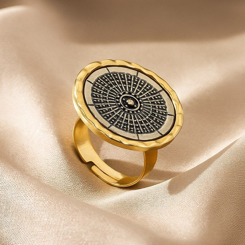 Кольцо-печатка с этническим орнаментом и чернением 1J11781CJJ
