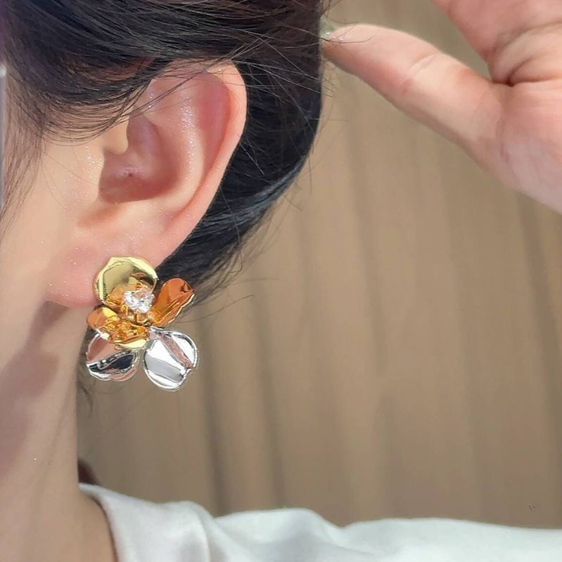 Серьги медный сплав цветок 1J12273CJJ Серьги медный сплав цветок 1J12273CJJ