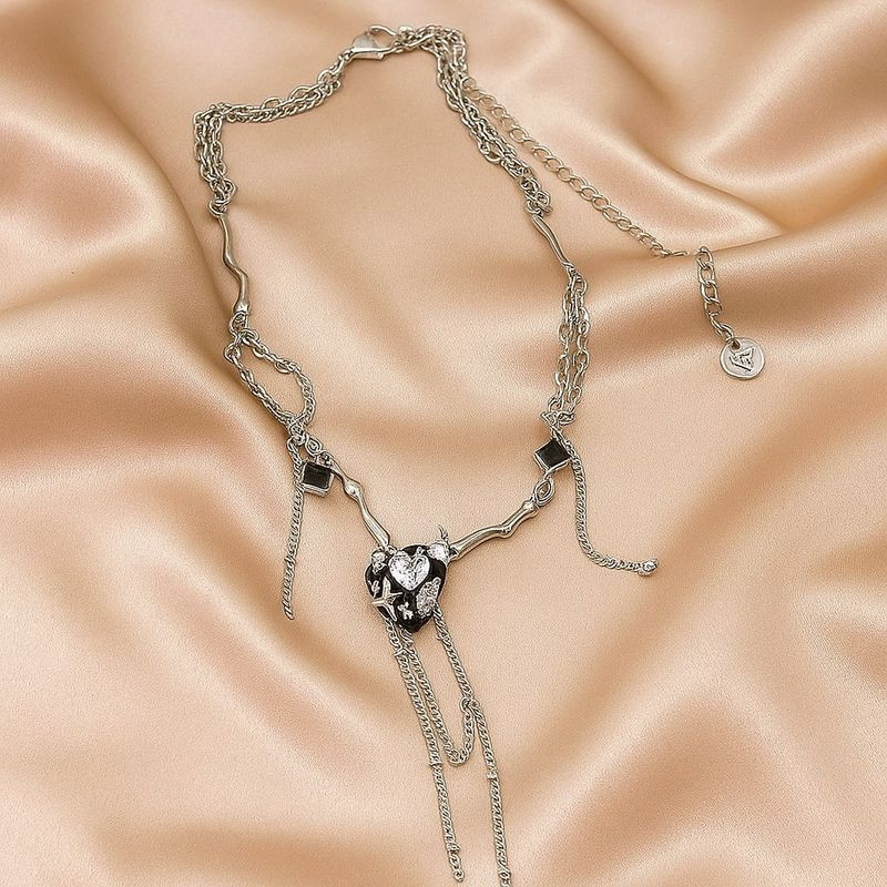 Многослойное колье-галстук с темными кристаллами 1J11635CJJ Многослойное колье-галстук с темными кристаллами 1J11635CJJ