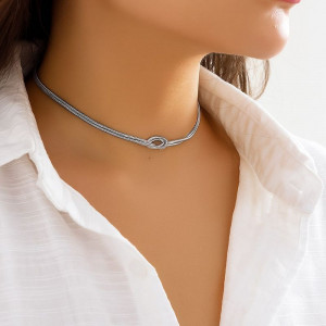 Лаконичный чокер с декоративным узлом 1J12274CJJ