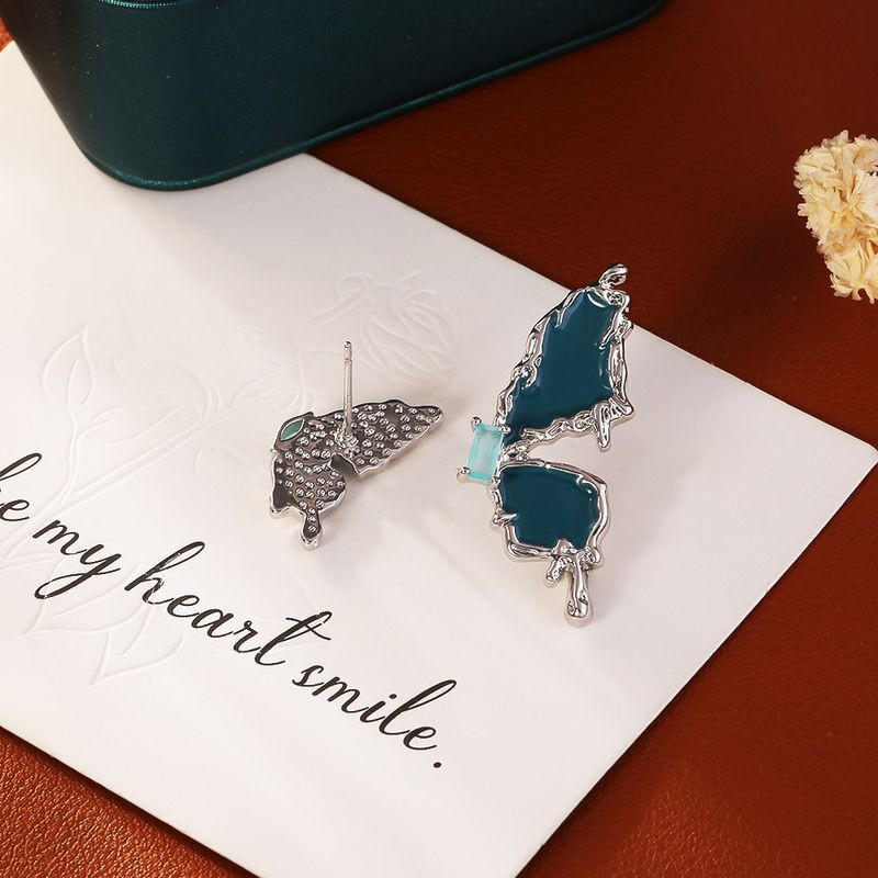 Серьги ювелирный сплав с серебряным гвоздиком J10400CJJ Серьги ювелирный сплав с серебряным гвоздиком J10400CJJ