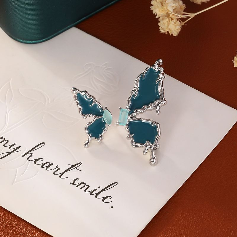 Серьги ювелирный сплав с серебряным гвоздиком J10400CJJ Серьги ювелирный сплав с серебряным гвоздиком J10400CJJ