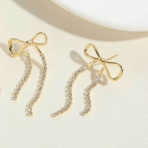 Серьги-гвоздики с бантами и цепочками CJC96431