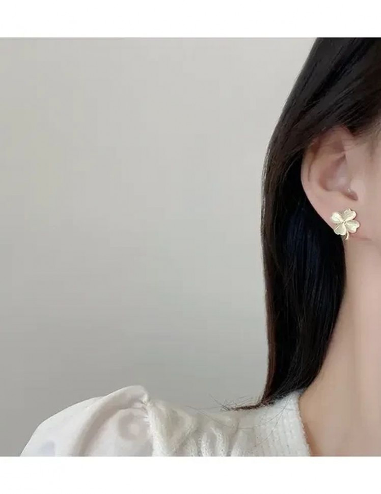 Серьги ювелирный сплав клевер J10063CJJ Серьги ювелирный сплав клевер J10063CJJ