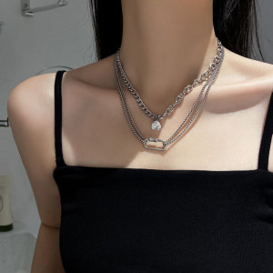 Двойное серебристое колье из массивных цепей CJH70119