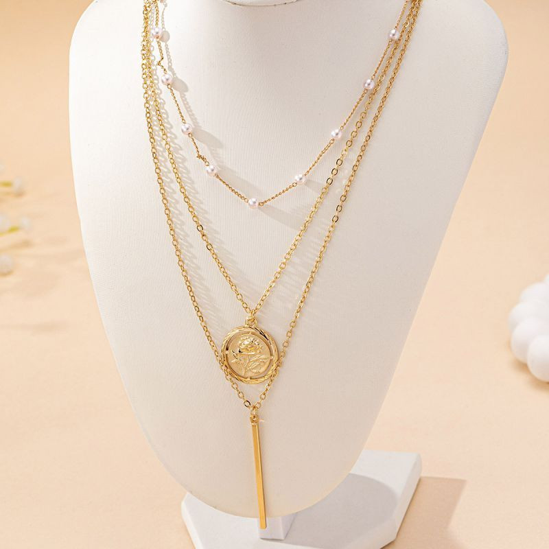 Четырехслойное колье с античной монетой и подвеской-иглой CJH24235