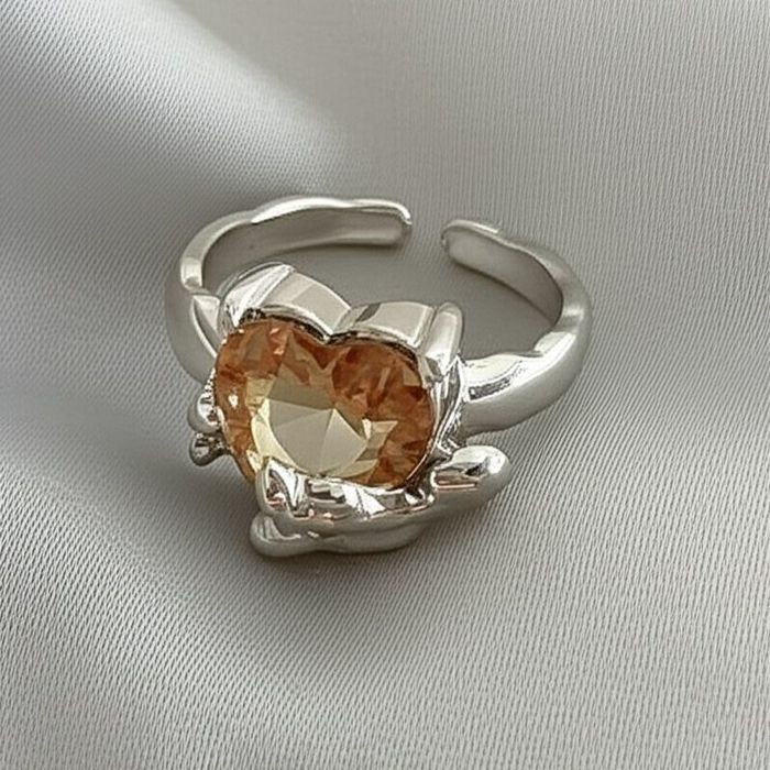 Кольцо с крупной вставкой в форме сердца U99257MSK Кольцо с крупной вставкой в форме сердца U99257MSK