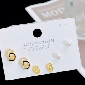 Ювелирный комплект серег CJG38565 Ювелирный комплект серег CJG38565