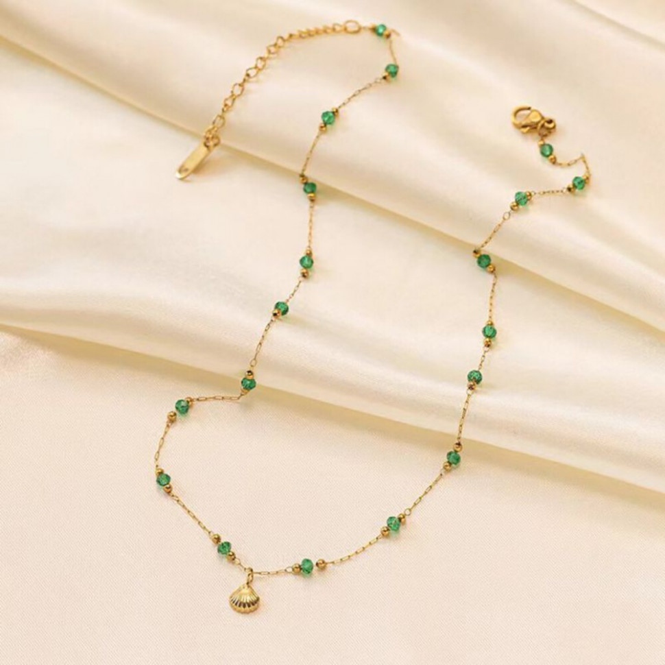 Стальное колье с зелеными бусинами CJH15770 Стальное колье с зелеными бусинами CJH15770