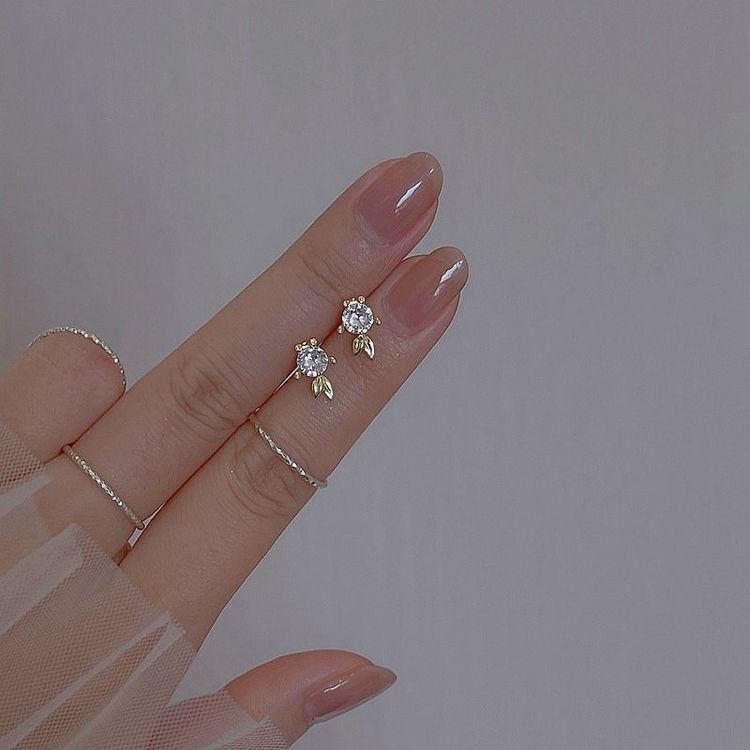 Серьги-гвоздики рыбки с кристаллами J10720CJJ Серьги-гвоздики рыбки с кристаллами J10720CJJ