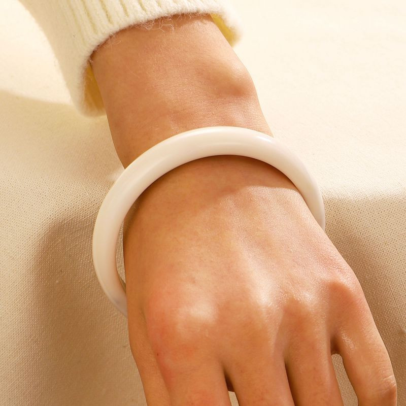 Жесткий браслет CJL28484 Жесткий браслет CJL28484