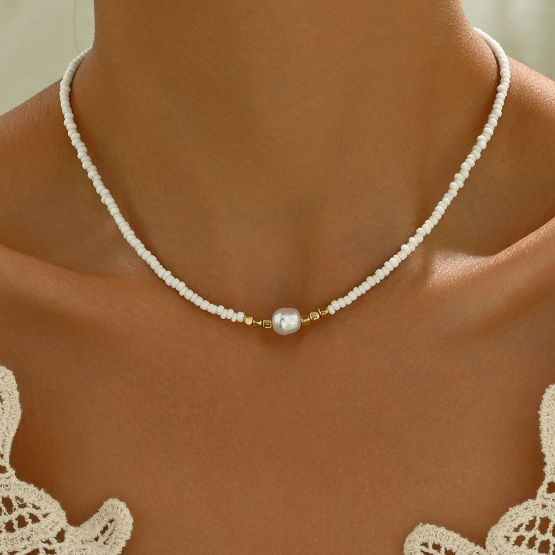 Белое колье с луной, звездой и сердцем ASUZ44203 Белое колье с луной, звездой и сердцем ASUZ44203