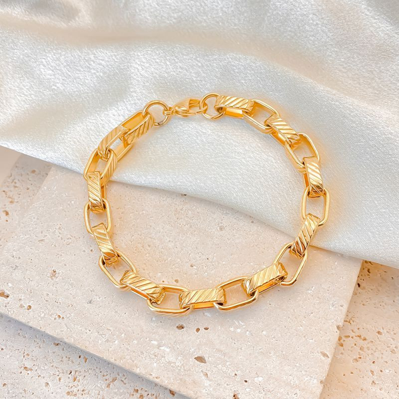 Браслет цепочка с крупным панцирным плетением CJN81705