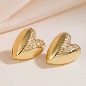 Объемные серьги-сердца с кристальным углом CJL20493 Объемные серьги-сердца с кристальным углом CJL20493