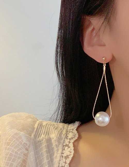 Серьги-пусеты с жемчужными бусинами на дугах M18815MSK Серьги-пусеты с жемчужными бусинами на дугах M18815MSK