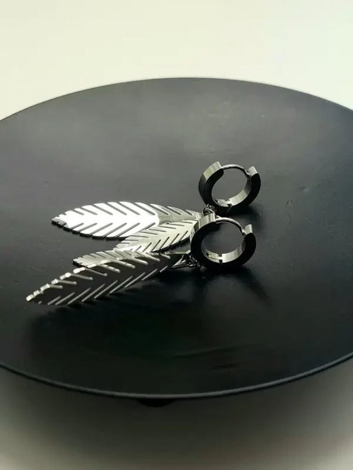 Серьги стальные листья J10210CJJ