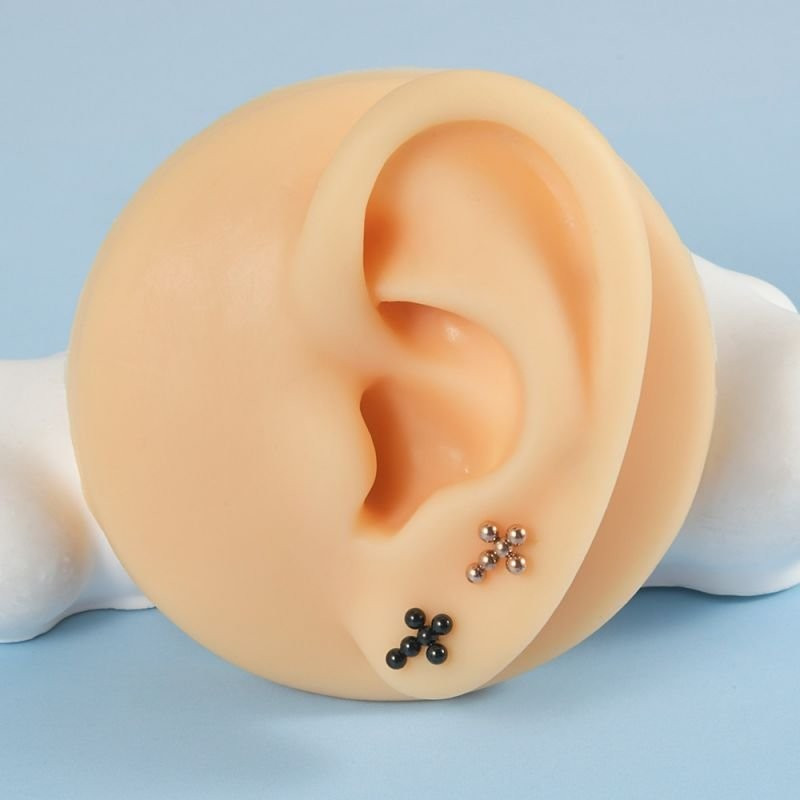 Пирсинг в уши CJC69450