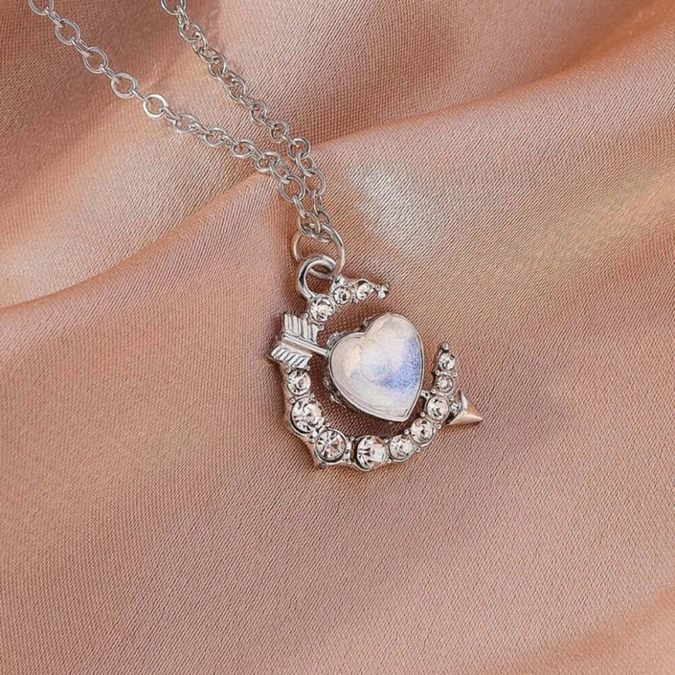 Цепочка с подвеской в форме полумесяца и сердца CJG56636